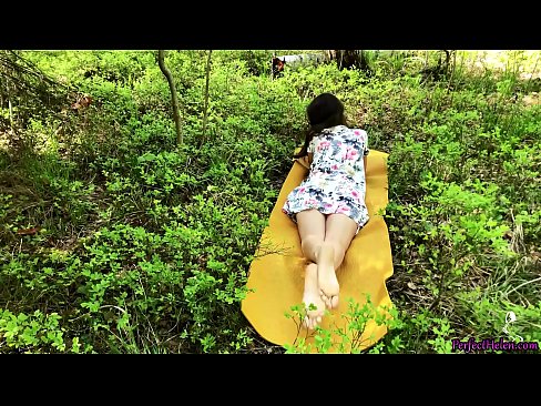 ❤️ Tinder 上的陌生人在樹林裡自慰我的陰部並熱情地亂搞 ❤ 色情視頻 在我們